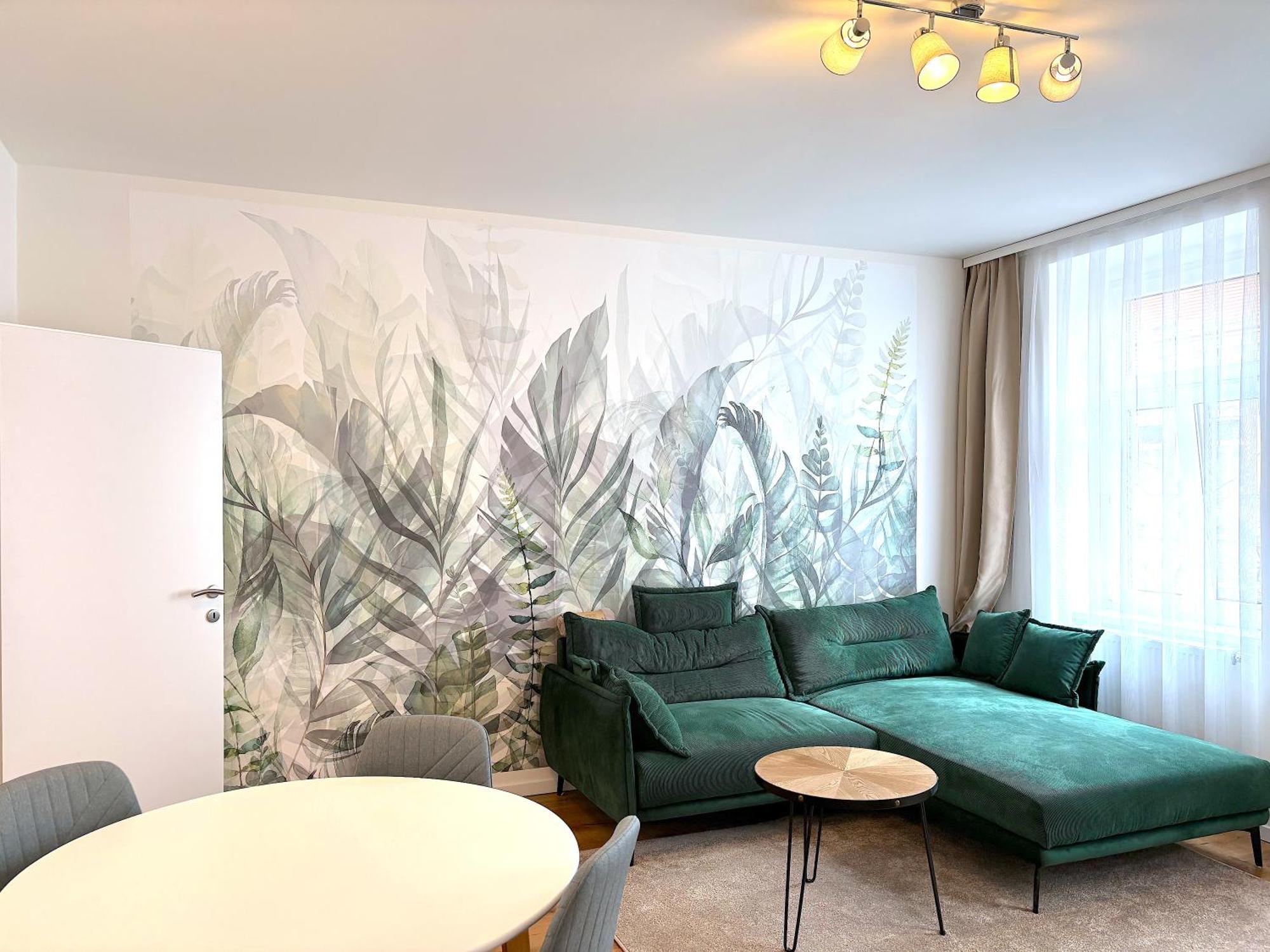 Traumhafte Wohnung Fuer 3, Grosszuegig, Walk In Dusche Wina Bagian luar foto